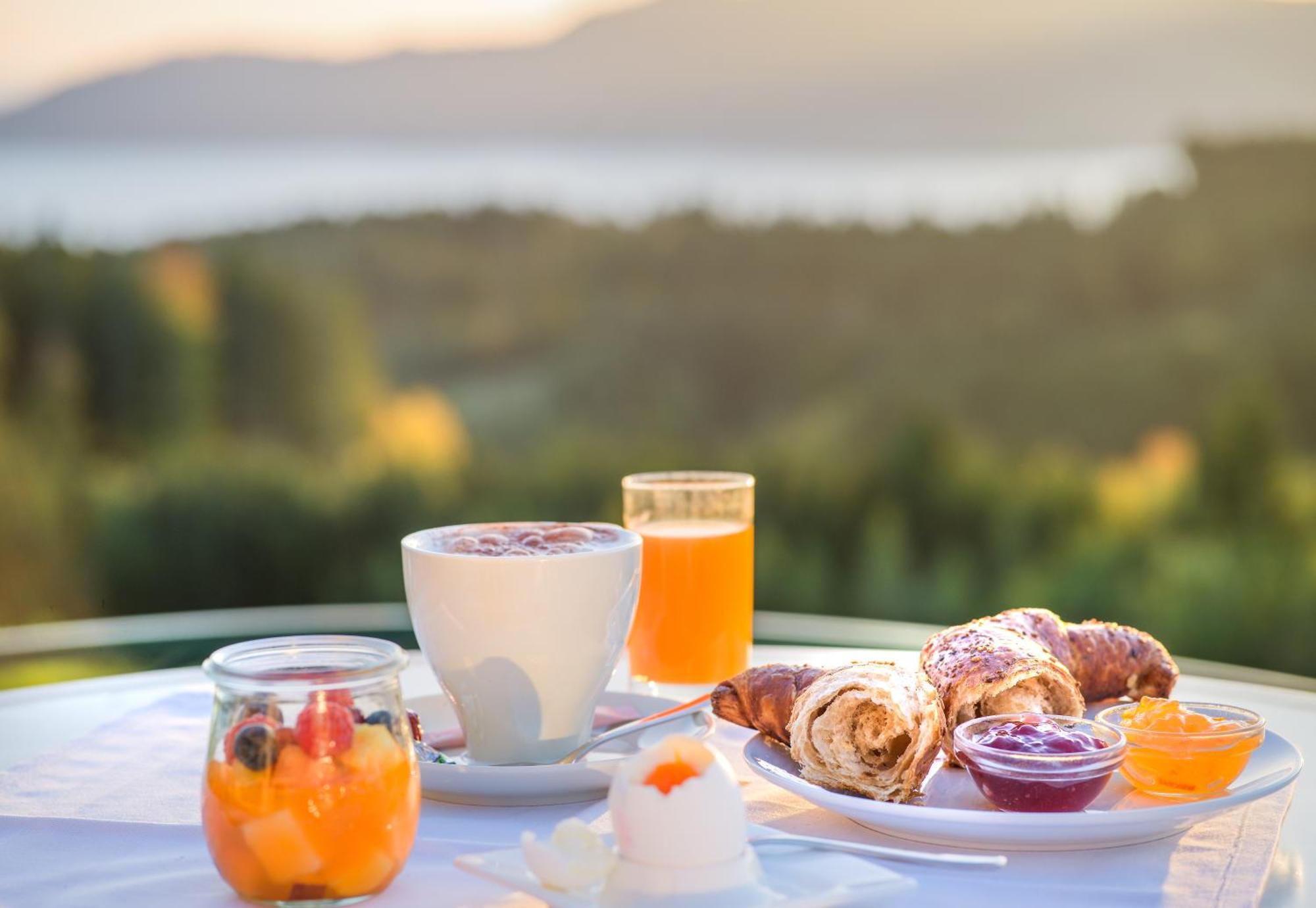 Ferienhotel Hofer Superior Strass im Attergau Bagian luar foto