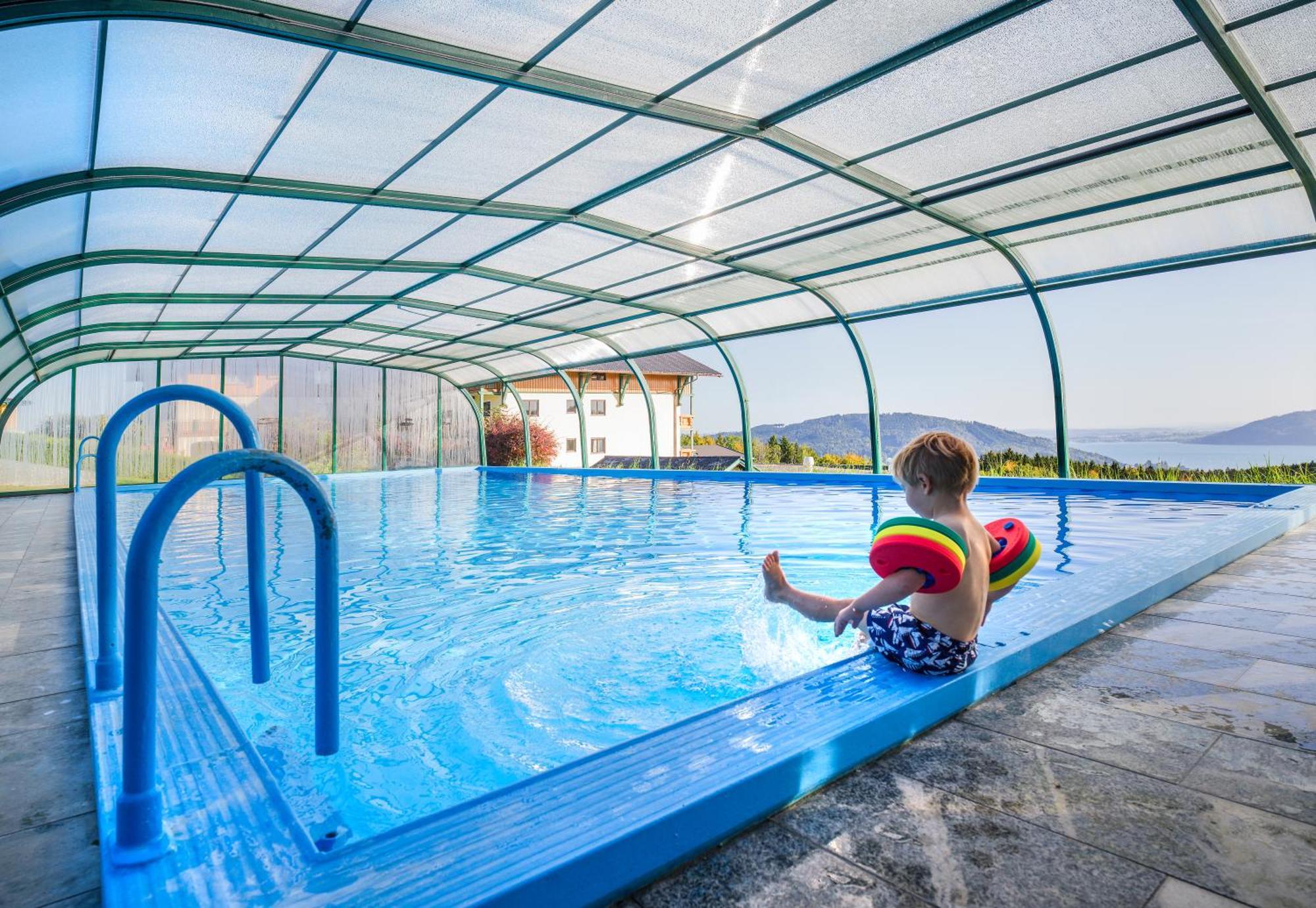Ferienhotel Hofer Superior Strass im Attergau Bagian luar foto